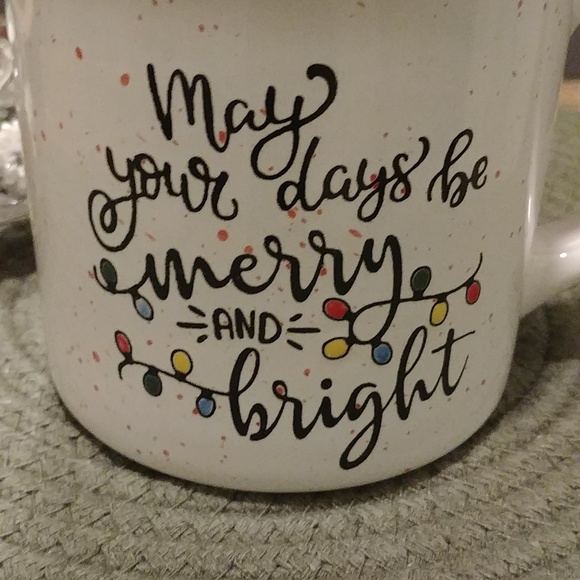 🎉2/$16 NEW Christmas Song Mug "May Your Days be Merry and Bright" - Picture 2 of 3